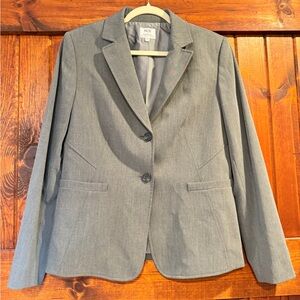 Tahari Arthur S. Levine women's Gray 2 PC Skirt & Blazer Suit Set